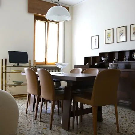Mazzini 7 - Charming 3 Bedrooms Apartment