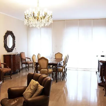 Apartment Mazzini 7 - Charming 3 Bedrooms